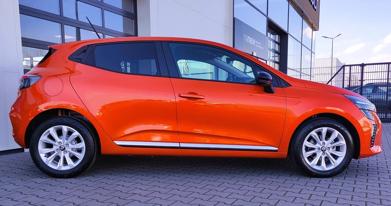 Renault Clio cena 77800 przebieg: 1, rok produkcji 2024 z Opole Lubelskie małe 92